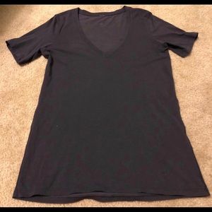 Lululemon love tee size 6